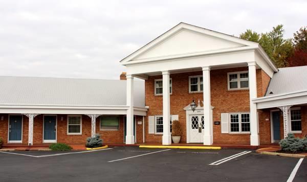 Governor House Inn Arlington/Falls Church Esterno foto
