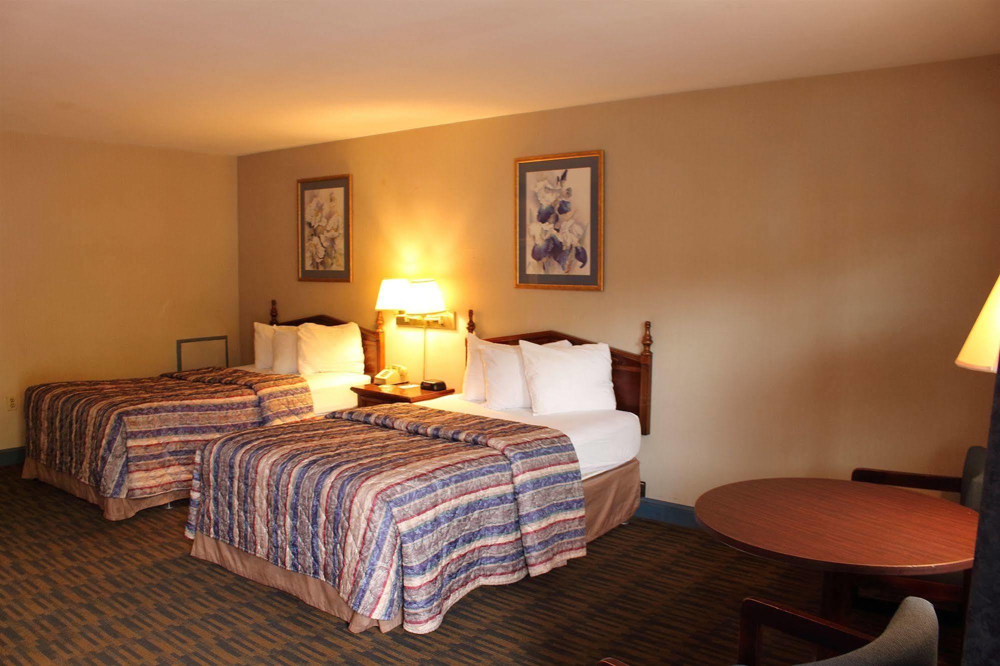 Governor House Inn Arlington/Falls Church Esterno foto
