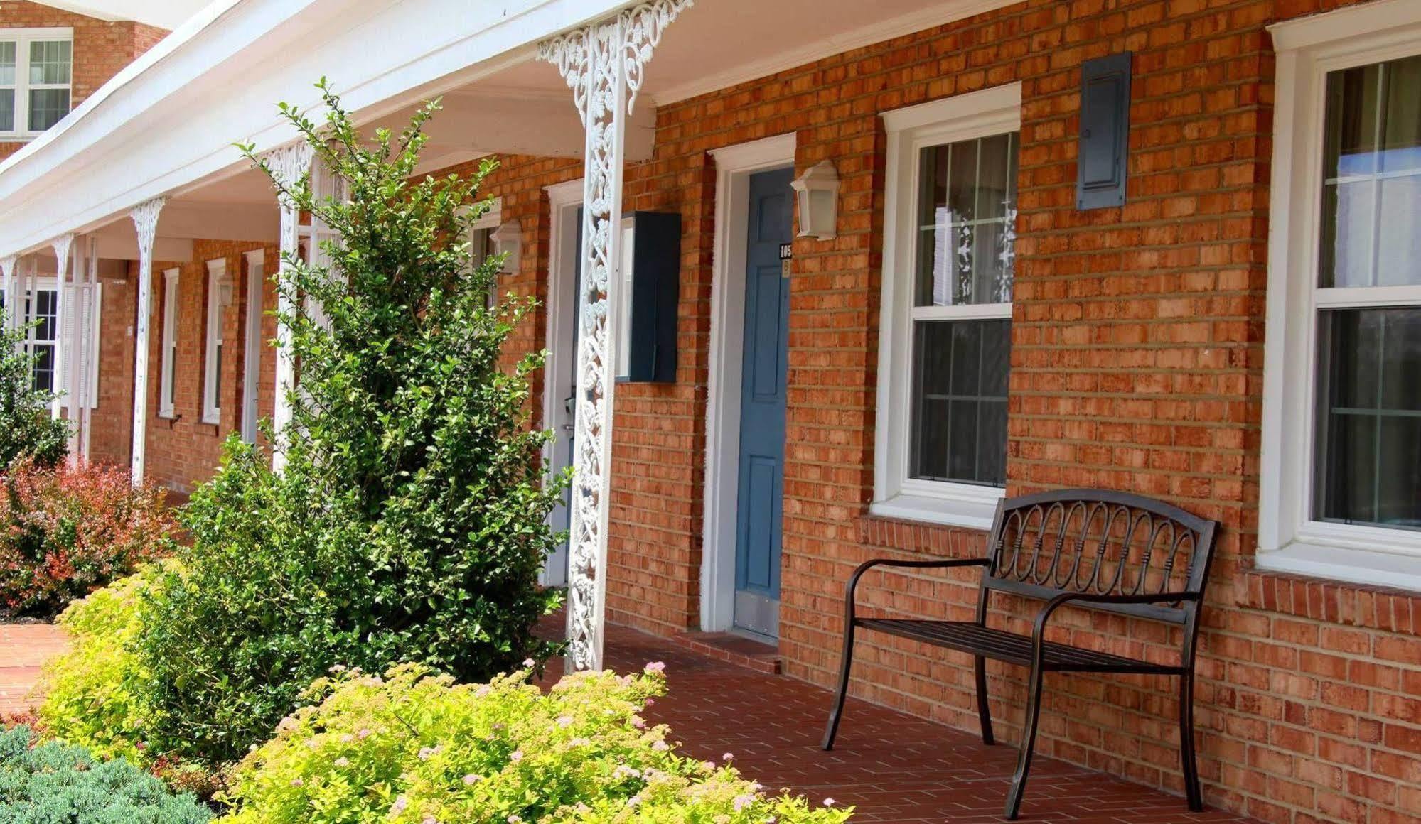 Governor House Inn Arlington/Falls Church Esterno foto